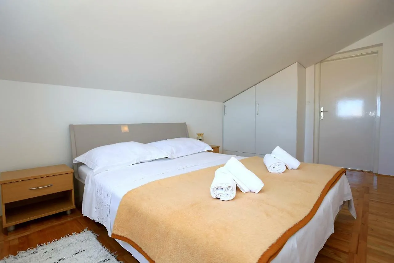 Apartment Ferienwohnung Lotos Zadar