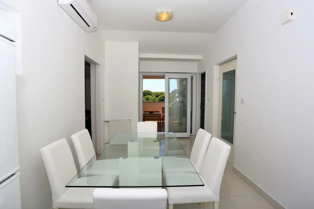 Apartment Ferienwohnung Lotos Zadar Kroatien