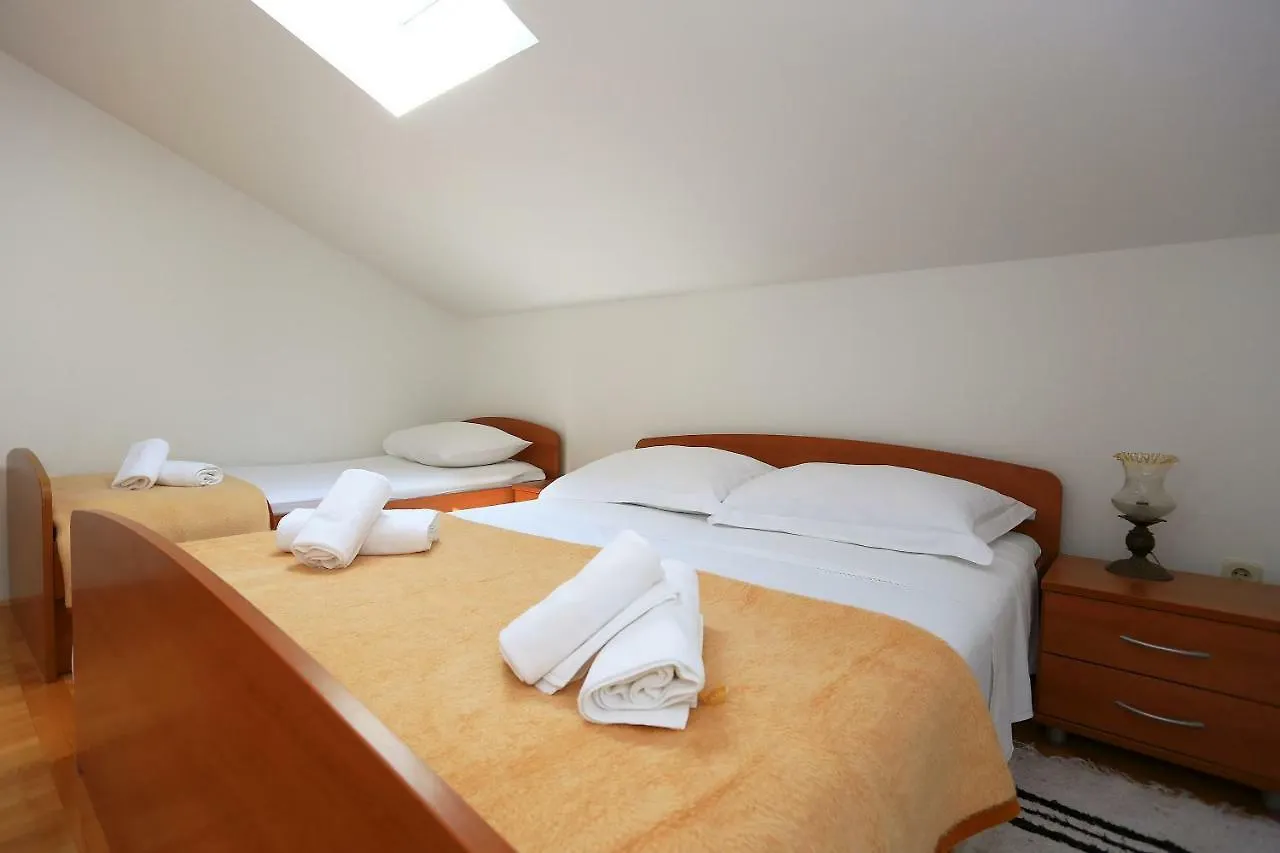 Ferienwohnung Lotos Zadar 0*,