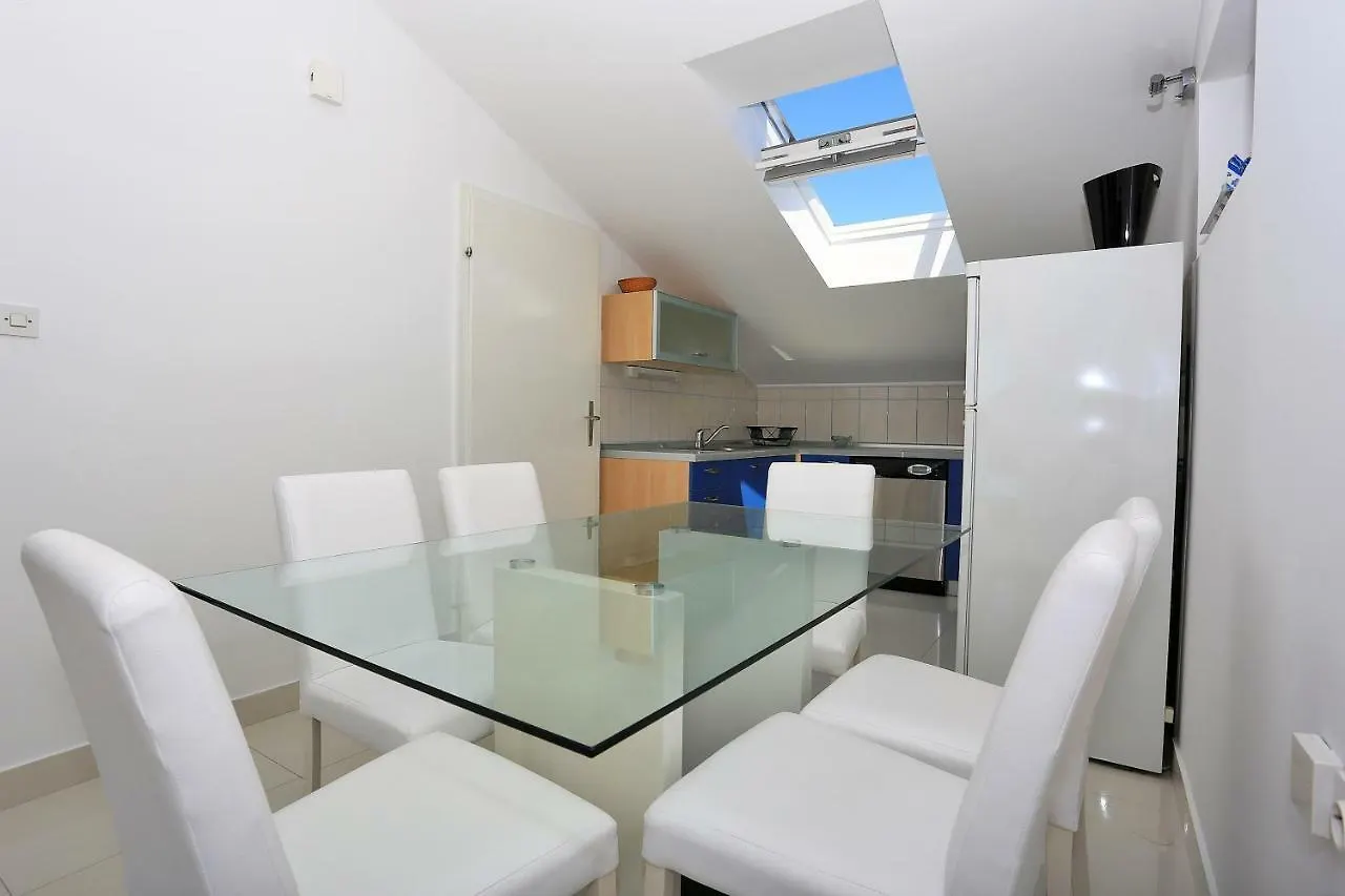 Apartment Ferienwohnung Lotos Zadar
