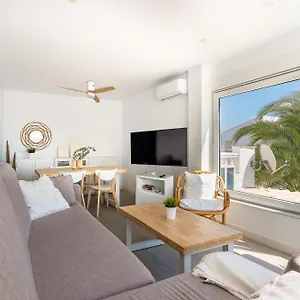moderno-apartamento-playa-laguna-beach.es-andalucia.com/